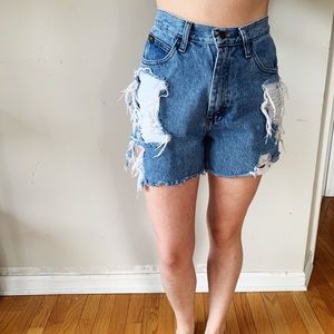 Vintage Lee cutoff shorts!